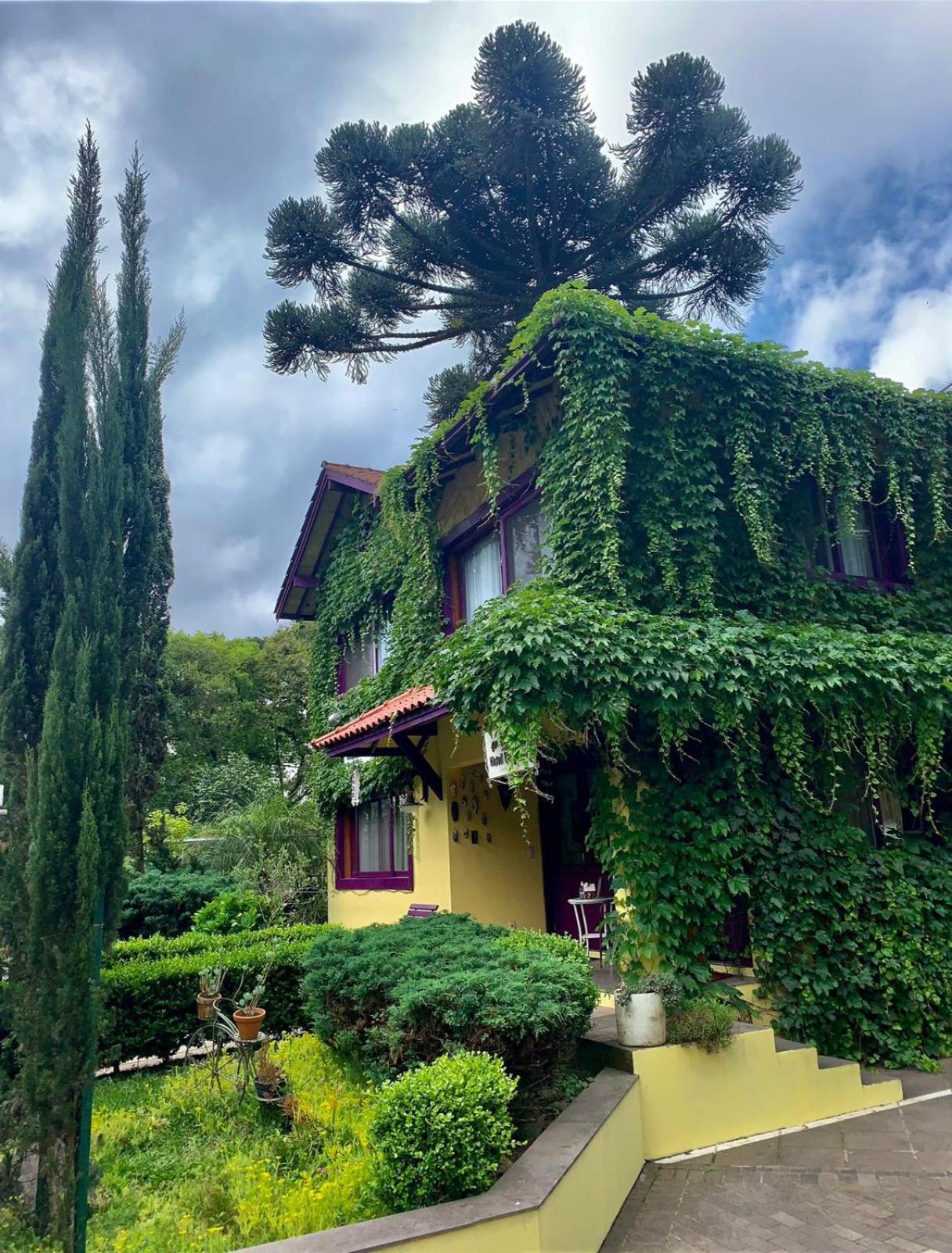 Petit Hotel Provence Gramado Exteriér fotografie